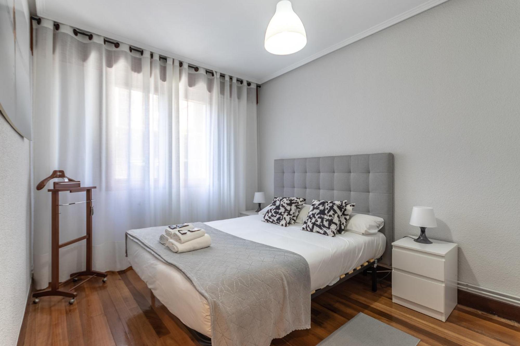 Etxebarria Apartment By People Rentals Bilbao Ngoại thất bức ảnh